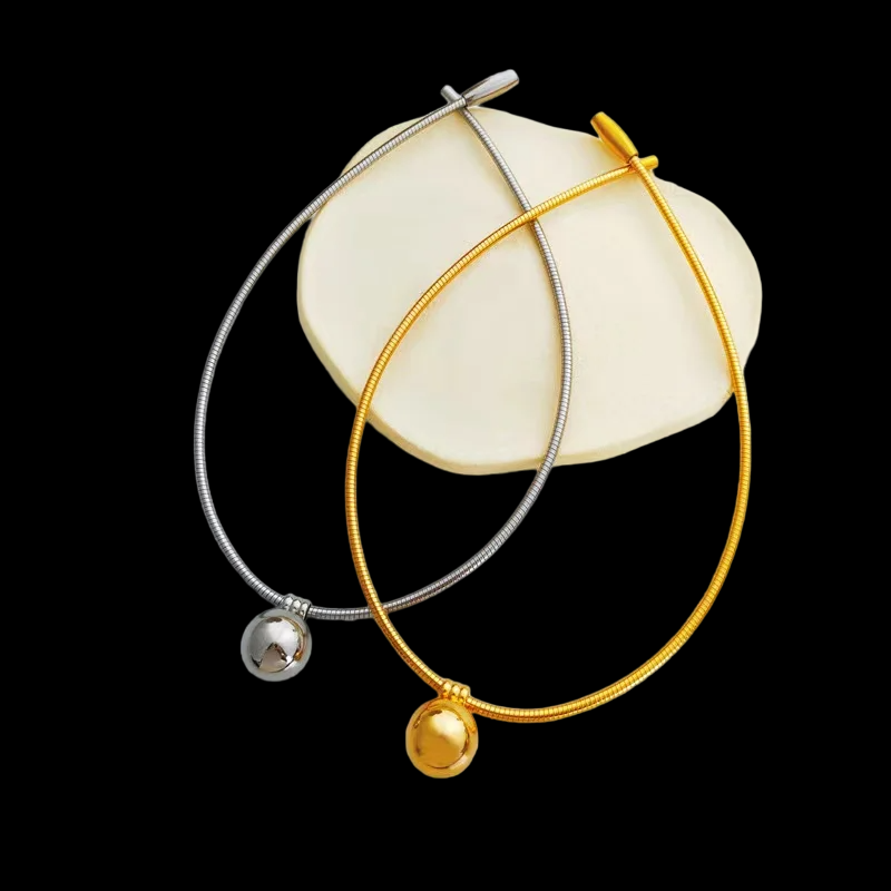 Stainless Steel Choker Choker with Ball Pendant