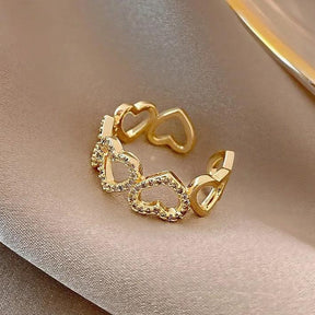 Anel Feminino Ajustável Corações Vazados com Zircônias