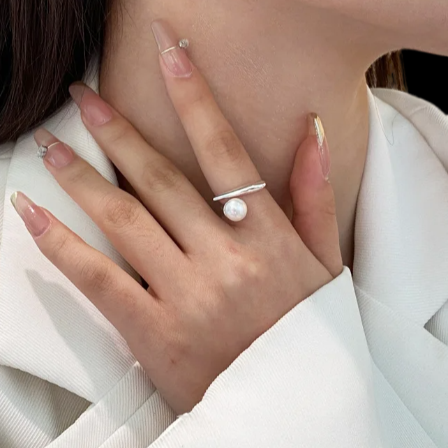 Adjustable Ring with Pearl (925 Sterling Silver)