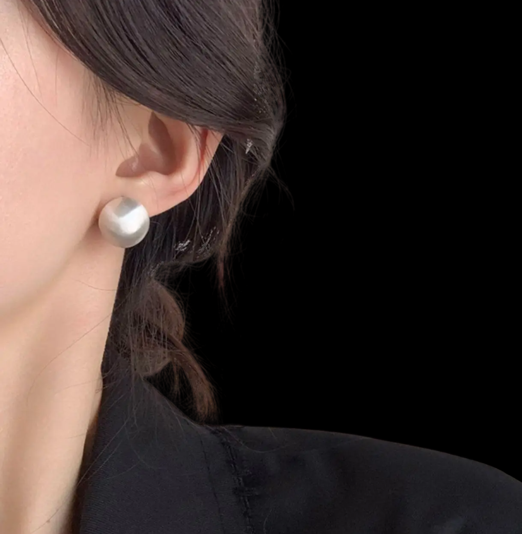 Matte Fat Hoop Earring