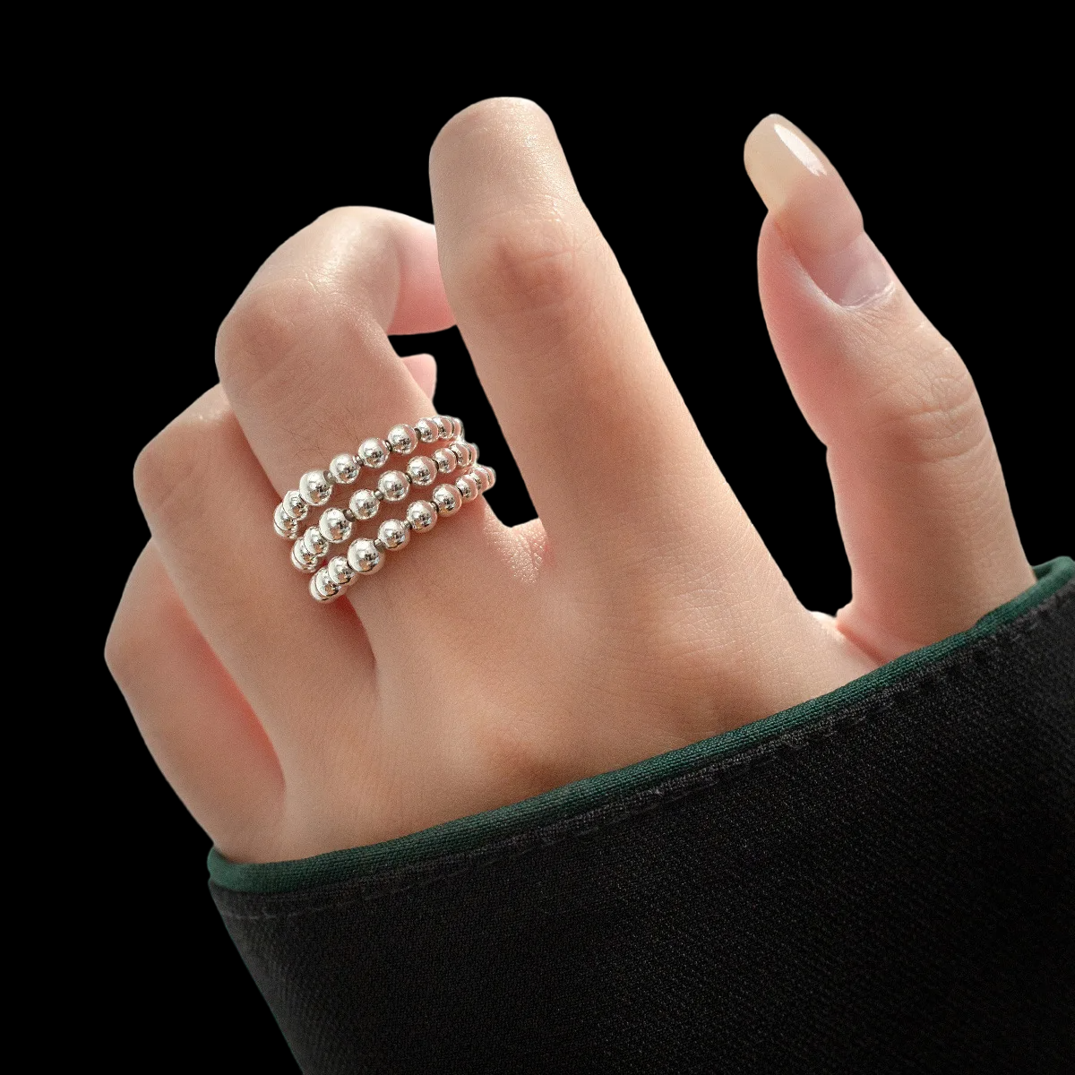 Adjustable Ring with Rows of Polka Dots (925 Sterling Silver)