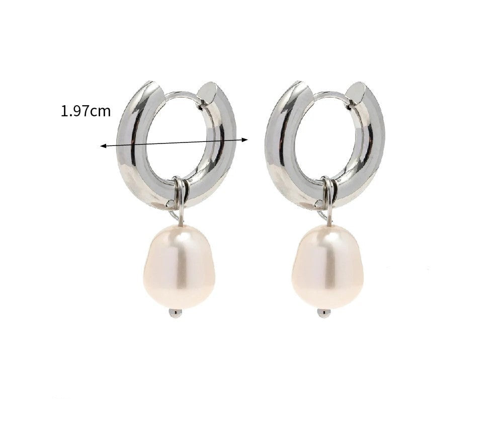 Hoop Earring with Dangle Freshwater Pearl 