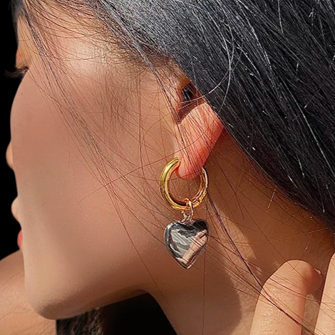 Dangle Heart Earring 