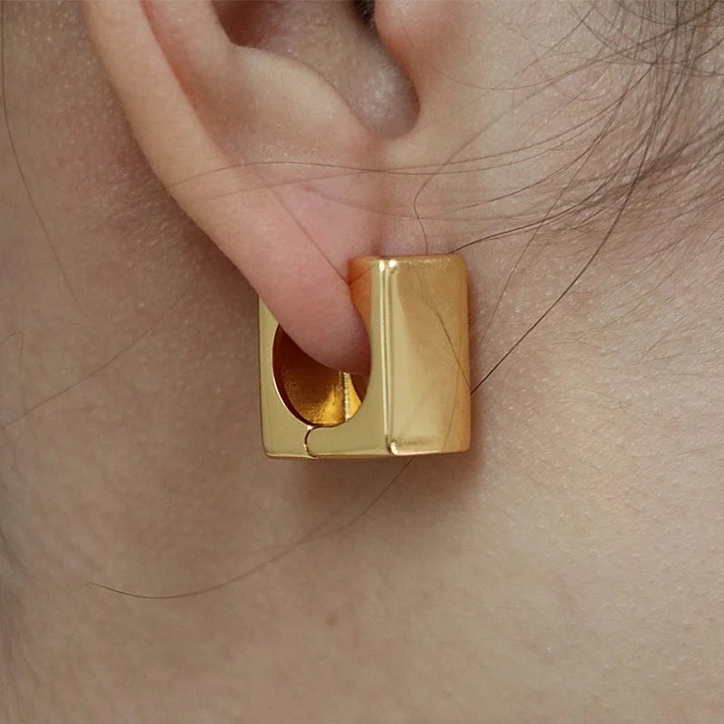 Smooth Square Hoop Earring 