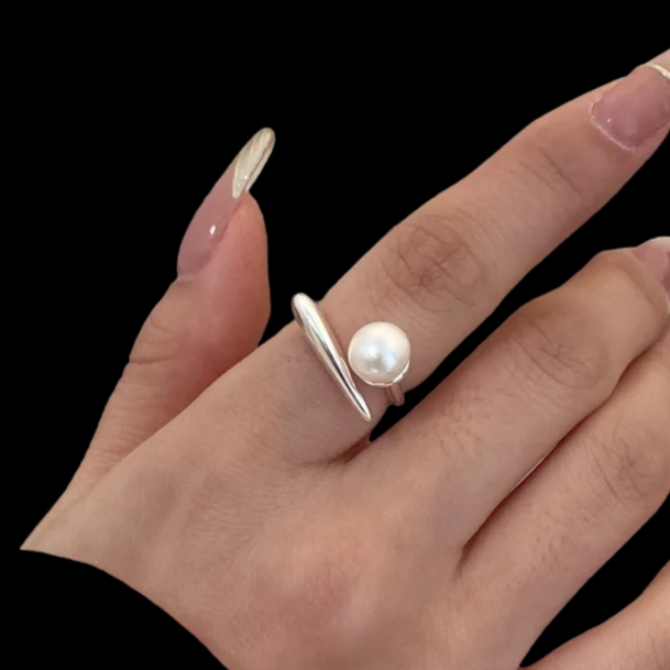 Adjustable Ring with Pearl (925 Sterling Silver)