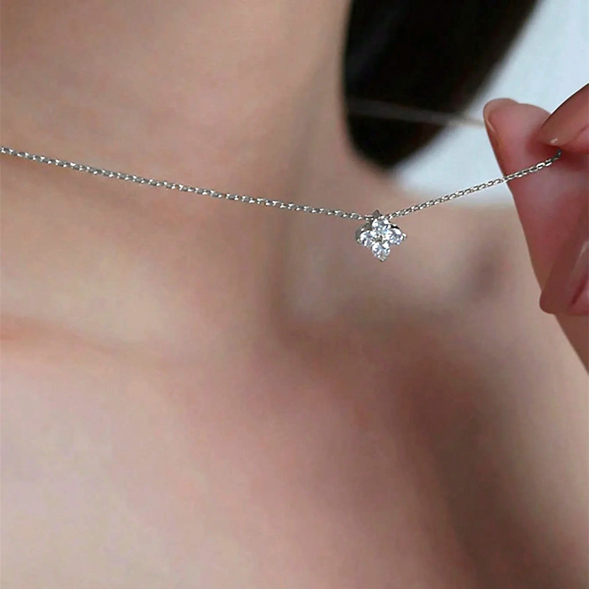 Flower Shape Light Point Chain (925 Sterling Silver)